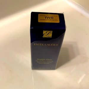 NEW NEVER USED Makeup: Estée Lauder Double Wear Foundation Color: Warm Porcelain